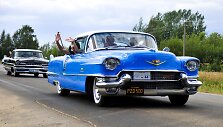 Geriausias klasikinis automobilis (gamintas nuo 1945 m.) &ndash; Cadillac Deville Coupe, pag. 1956 m. Savininkas &ndash; Stasys Pranevičius. Ilonos Daubaraitės nuotr.