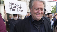 Steve'as Bannonas