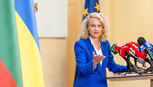 Au&scaron;rinė Armonaitė