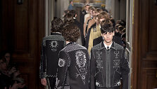 &bdquo;Valentino&ldquo; 2016 m. rudens-žiemos kolekcijos modelis