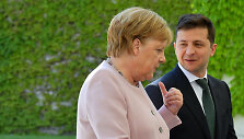 Angela Merkel ir Volodymyras Zelenskis