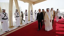 Francois Hollande'as ir Hamad Bin Abdulaziz Al-Kuwari