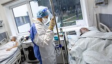 VUL Santaros klinikos. Kova su koronavirusu