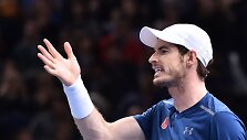 Andy Murray prie&scaron; Johną Isnerį