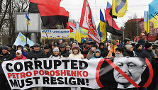Protestas prie&scaron; Petro Poro&scaron;enką