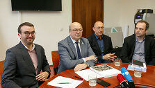 Spaudos konferencijos akimirkos