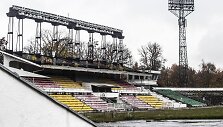 Legendinis &bdquo;Žalgirio&ldquo; stadionas stovi apleistas ir niekam nereikalingas.