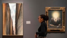 De&scaron;inėje &ndash; Rene Magritte paveikslas &bdquo;Malonumo principas&ldquo;
