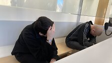 Klaipėdos garažuose &scaron;altą žiemos rytą kūdikį mirti ant grindinio palikusi pora atsidūrė teisme.