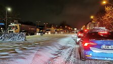 Klaipėdiečiai antradienio vakarą strigo spūstyse.