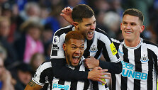 &bdquo;Newcastle United&ldquo; &scaron;venčia įvartį Lesteryje.