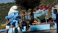 Moteris &scaron;alia smurfo