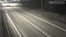 Dėl &bdquo;Audi&ldquo; ir keleivinio autobuso susidūrimo uždarytas kelias ties Aristava