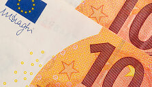 10 eurų