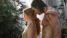 Margot Robbie ir Alexanderis Skarsgardas filme &bdquo;Tarzanas: džiunglių legenda&ldquo;