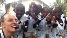 Maratonininkė Monika Juode&scaron;kaitė Tanzanijoje