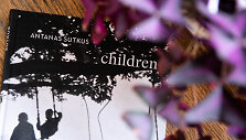 Antano Sutkaus fotografijų albumas &bdquo;Children&ldquo;