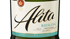 Geriausiu nauju 2014 m. produktu pripažintas putojantis vynas &bdquo;Alita Riesling&ldquo;. AB \"Alita\"