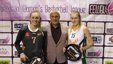 Gabija Me&scaron;konytė kairėje