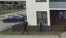 58ff7cb198a18video_58ff7caf28446