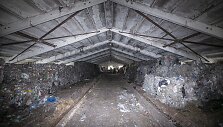 Plastikas fermoje Čeki&scaron;kių kaime
