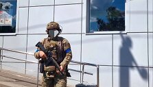 Ukrainos karys prie rusų parduotuvės Kursko srityje
