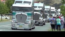 massive-truck-convoy-in-canberra-australia