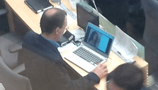 Naglis Puteikis Seime grožėjosi internetinės merginos nuotrauka