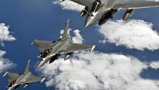 Prancūzijos naikintuvai &bdquo;Rafale&ldquo;