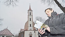 &Scaron;v. Jokūno pamario kelio turistinio gido mar&scaron;rutą i&scaron;studijavęs S.&Scaron;apoga negalėtų rekomenduoti piligrimams juo eiti.
