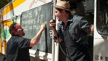 Kadras i&scaron; filmo "&Scaron;efas ant ratų". Top films archyvo nuotr.