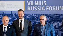 Garry Kasparovas, Gabrielius Landsbergis, Michailas Chodorkovskis