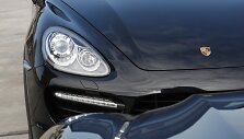 Du &bdquo;Porsche Cayenne Turbo&ldquo; - kiekvienas po 500 AG