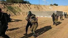 &bdquo;Hamas&ldquo; kovotojai teigia paėmę į nelaisvę Izraelio karių