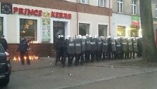Riau&scaron;ių mal&scaron;inimo pareigūnai Luko mieste Lenkijoje