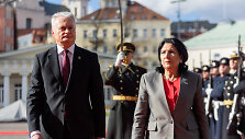 Gitanas Nausėda, Salomė Zurabi&scaron;vili