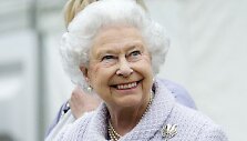 Karalienė Elizabeth II &bdquo;Chelsea Flower Show&ldquo; parodoje