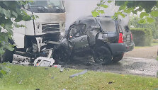 Eismo įvykis Lazdininkuose, Darbėnų seniūnijoje. Lengvasis automobilis, susidūręs su vilkiku, suliepsnojo.