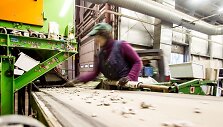 &bdquo;EMP recycling&ldquo; elektronikos ir kitų atliekų perdirbimo gamykloje. 