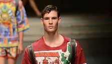 &bdquo;Dolce & Gabbana&ldquo; 2016 m. pavasario-vasaros kolekcijos modelis