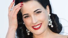 Burleskos &scaron;okėja Dita Von Teese