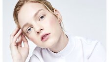 SANDRA YUSHKA 2016 m. pavasario-vasaros kolekcijos modelis