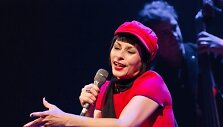 Portugalų dainininkė Viviane