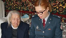 &Scaron;imtametei senolei asmens tapatybės kortelė įteikta namuose.