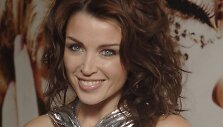 Dannii Minogue &scaron;venčia 42-ąjį gimtadienį