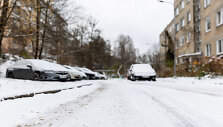 Sniegas sunkina eismo sąlygas Vilniuje
