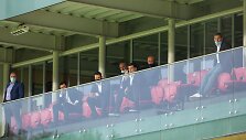 LFF vadovybė stebi rungtynes Lietuva-Kazachstanas