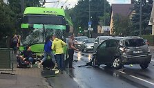Trijų automobilių ir troleibuso avarija Kaune