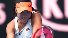 Marija &Scaron;arapova prie&scaron; Nao Hibino