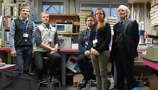 Vilniaus universiteto Taikomųjų mokslų instituto mokslininkai CERN'e. I&scaron; de&scaron;inės į kairę: prof. Eugenijus Gaubas, doktorantai Dovilė Me&scaron;kauskaitė, Audrius Tekorius, Jevgenij Pavlov ir dr. Tomas Čeponis.